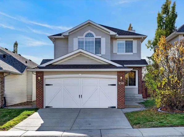 238 NW New Brighton Cir SE, Calgary, AB T2Z 4B2