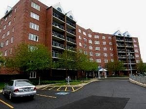 1st image of 7120 N Milwaukee Ave APT 301