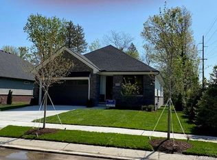 9614 White Pine Ct, Plymouth, MI 48170