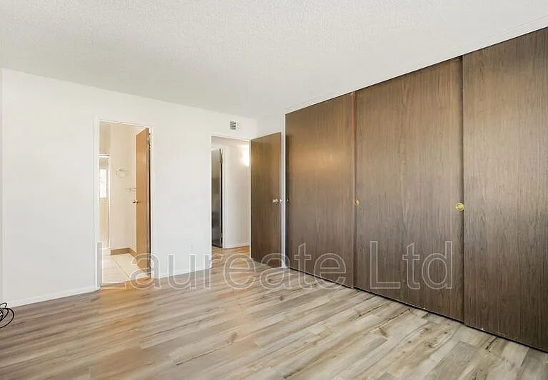 8555 Fairmount Dr #I202 — Photo 11