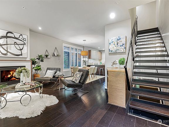 5th image of 10575 NE 12th Place