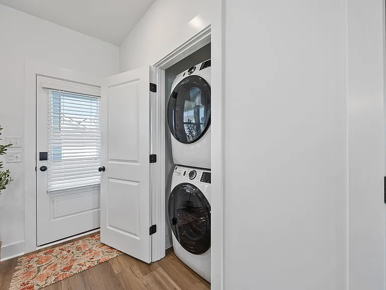 712 Rumbling Leaf Ln — Photo 19