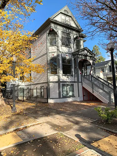 1301 H St #1 Photo 1