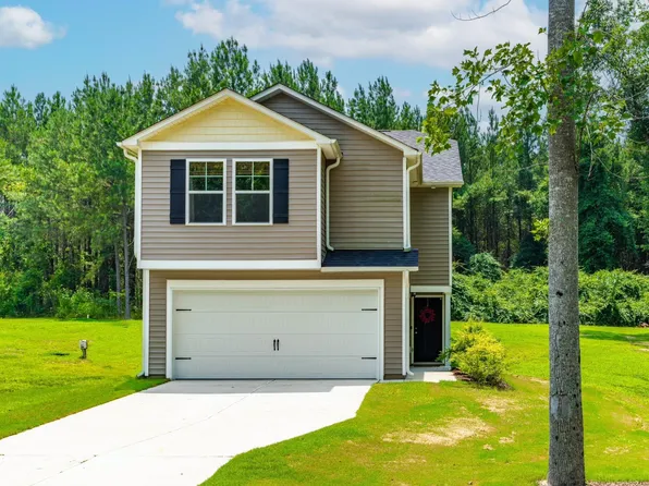 76 Ben Ct, Bunnlevel, NC 28323