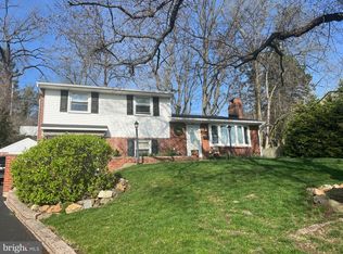 8 Grove Ln, Broomall, PA 19008