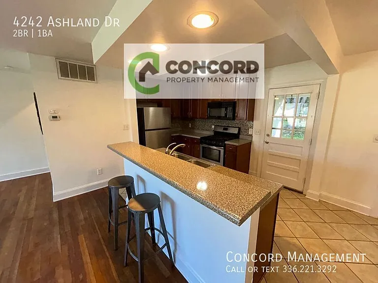 4242 Ashland Dr — Photo 7