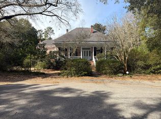 102 Rutherford St, Summerville, SC 29483