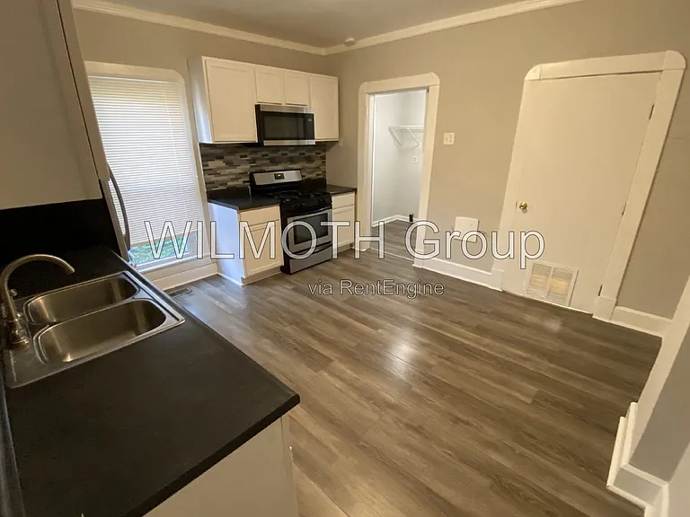 91 S 5th Ave — Photo 6