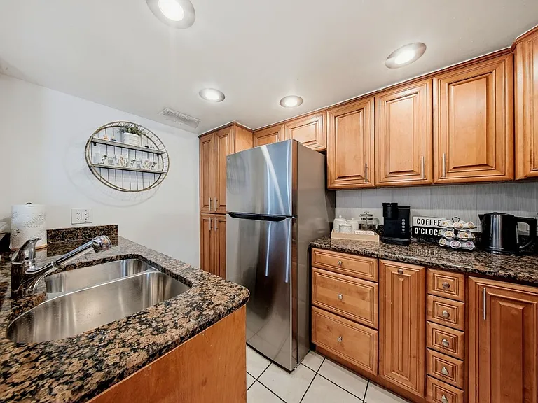 601 S Matanzas Ave #B — Photo 6