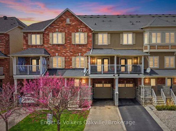 146 Truedell Cir, Hamilton, ON L8B 0T1