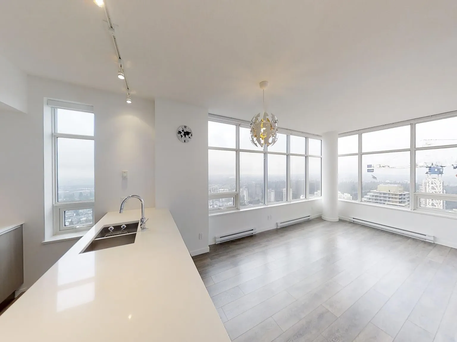 2 bed, 906 sqft, $2,900 — Photo 2