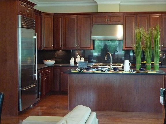 5th image of 12 N Astor St APT 3