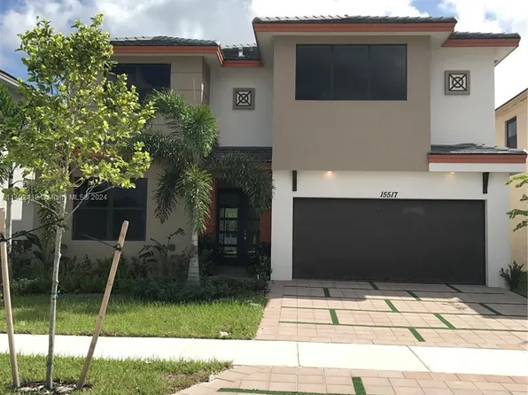 15517 NW 88th Ct, Miami Lakes, FL 33018