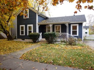 126 N Oak St, West Chicago, IL 60185