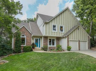 7510 Widmer Rd, Lenexa, KS 66216