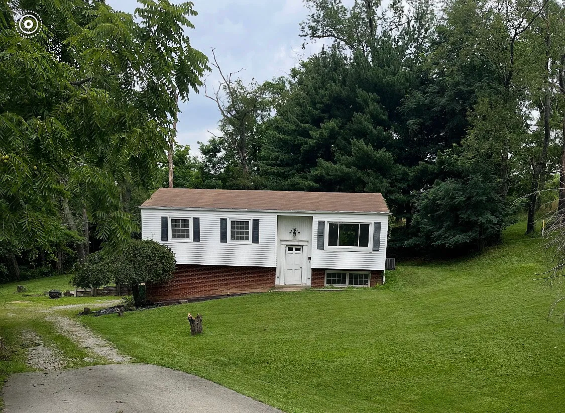 3 bed, 1095 sqft, $1,500 — Photo 1
