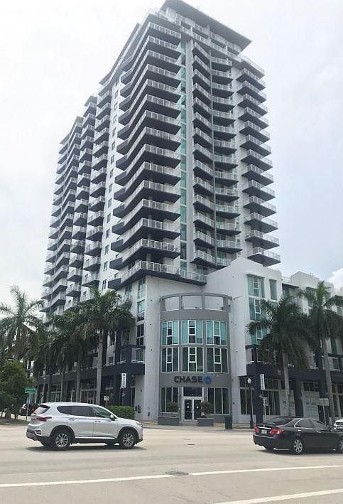1st image of 275 NE 18th St APT 1508
