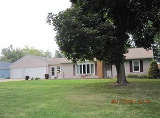 560 Forest Rd, East Moline, IL 61244