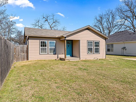 2nd image of 2920 S 3rd St