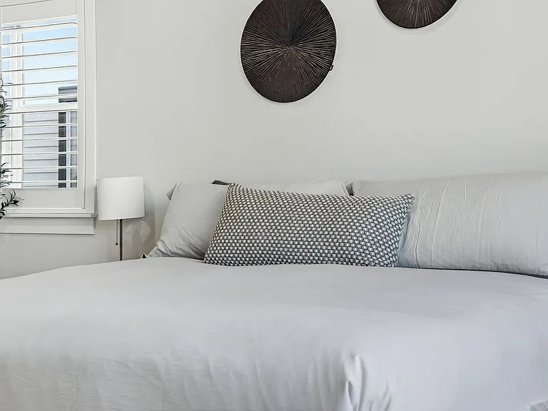 12705 SW Pyramid Ter — Photo 38