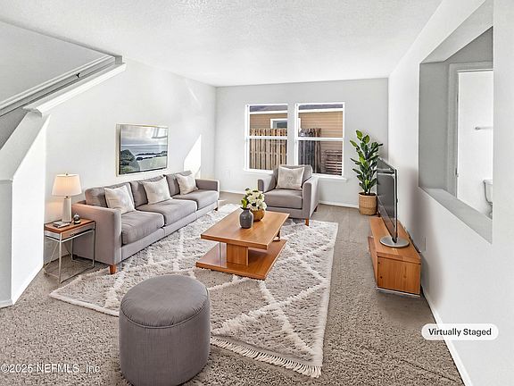 2nd image of 11811 SILVER HILL Drive