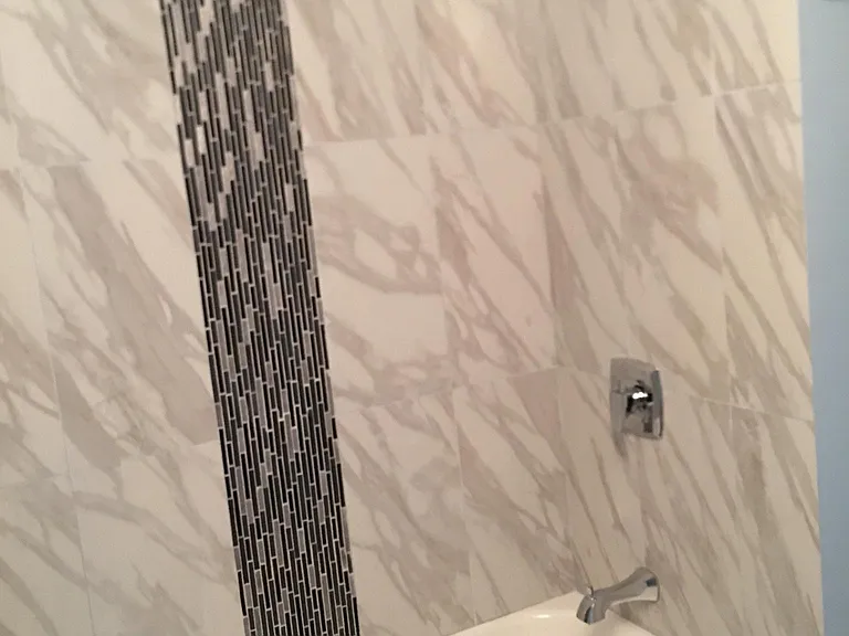 2516 Dupont Ave S #4 — Photo 5