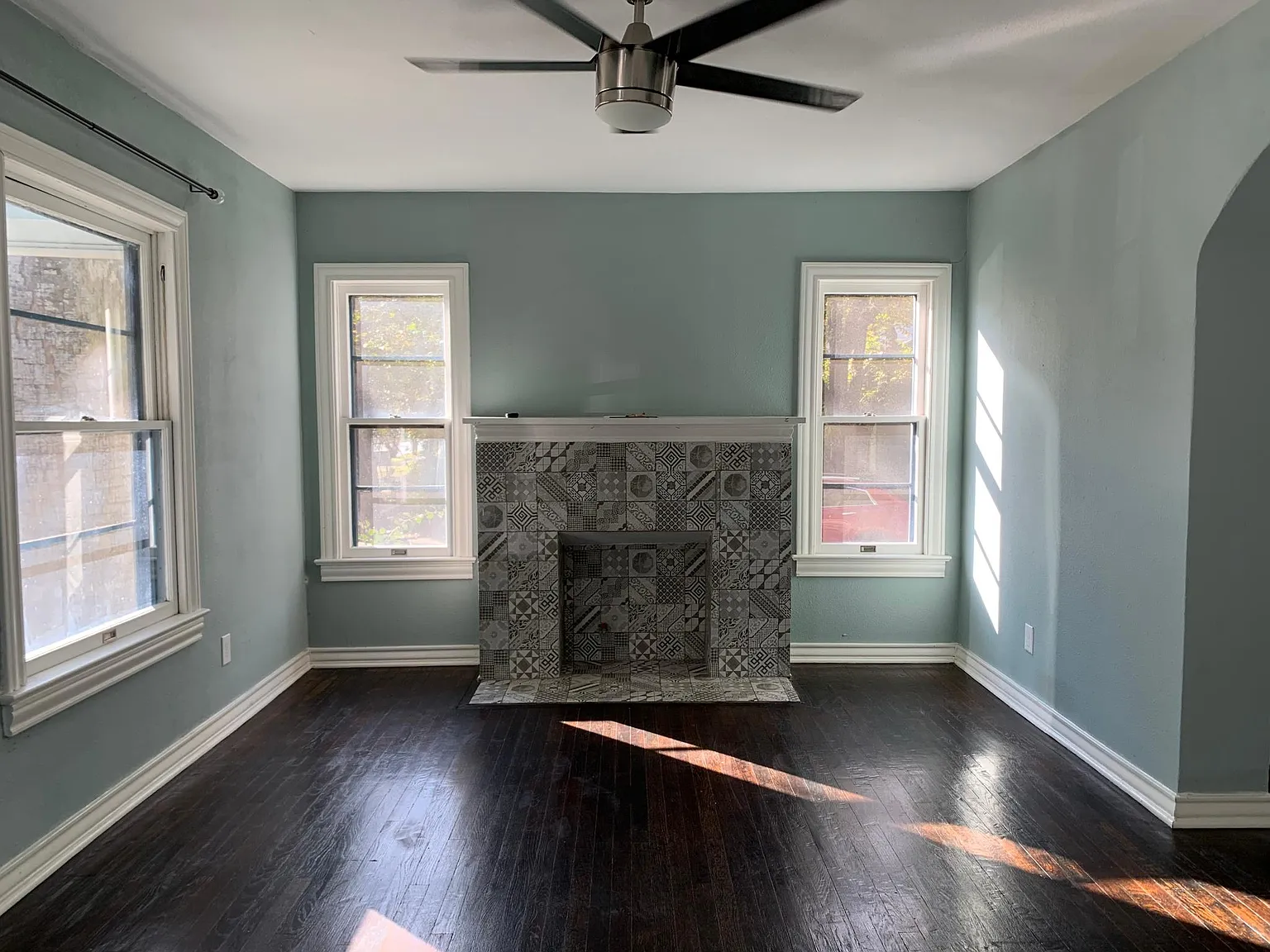 2 bed, $1,375 — Photo 2