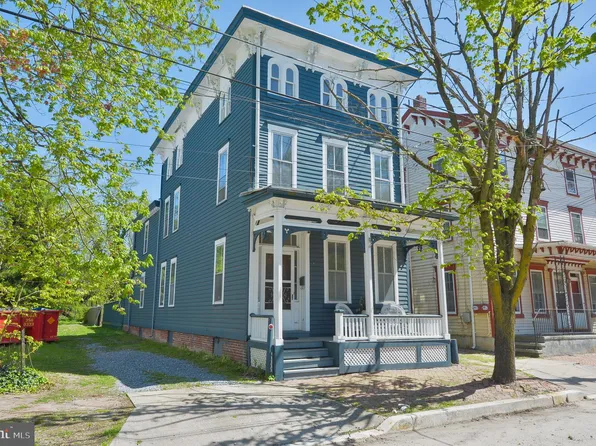 44 Market St, Salem, NJ 08079