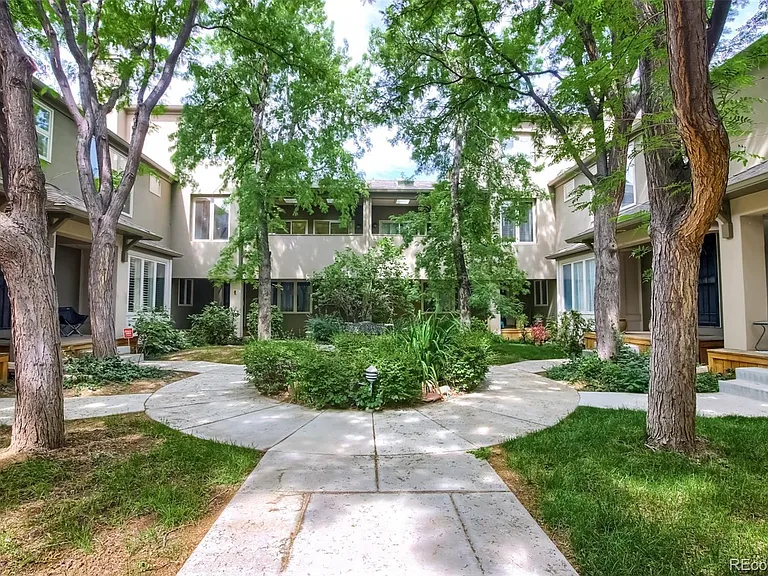 217 S Jackson St #E — Photo 1
