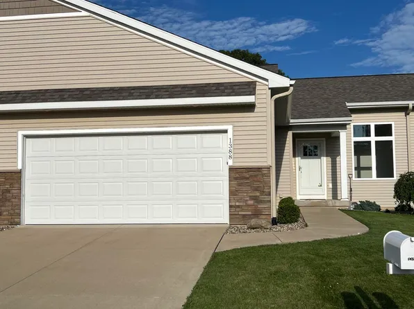 1388 W Village Blvd, Kalamazoo, MI 49009
