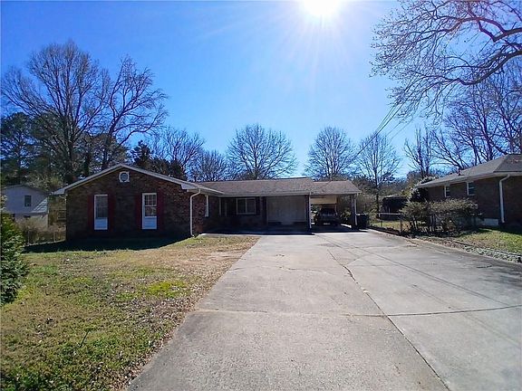 2nd image of 242 Lake Jodeco Rd #242