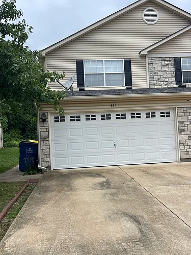 835 Woodside Creek Dr #835 Photo 1