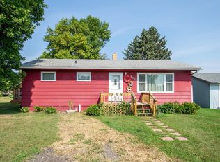 333 3rd Ave E, Hunter, ND 58048