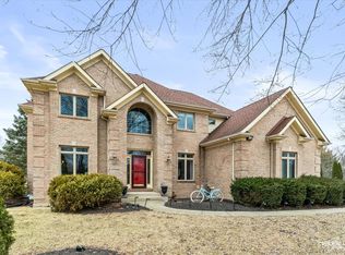 39W796 Dairyherd Ln, Saint Charles, IL 60175