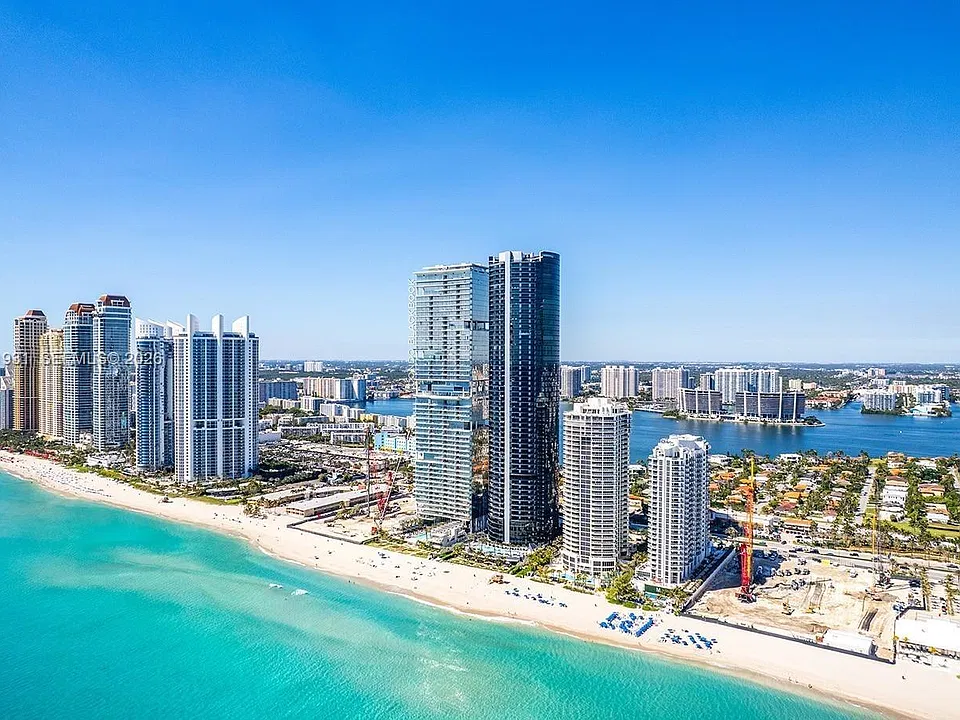 18501 Collins Ave #5001