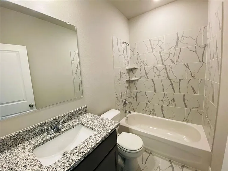 5754 Redfish Ct — Photo 23