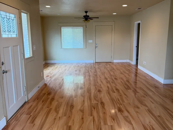 2806 N Waring Rd, Denair, CA 95316