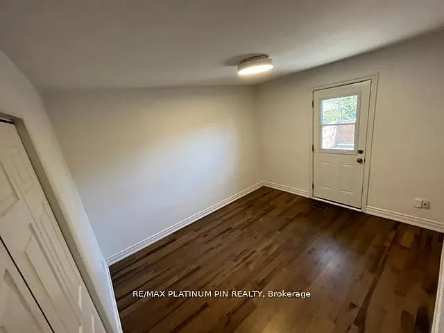 293 Ellerslie Ave — Photo 6