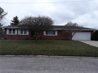 2800 Countryway St, Danville, IL 61832