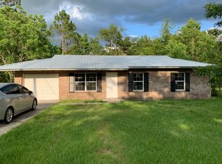 527 2nd St, Chipley, FL 32428