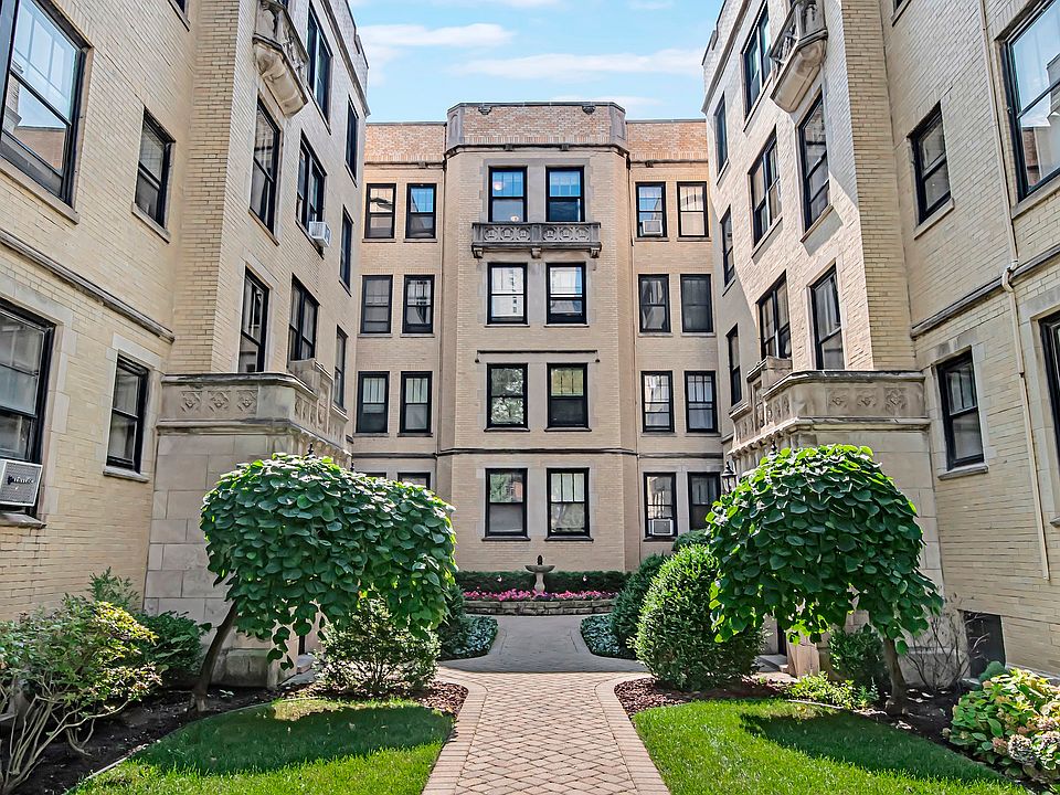 1st image of 3600 N Pine Grove Ave APT 4A