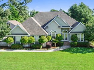 21 N Hill Dr, Carriere, MS 39426