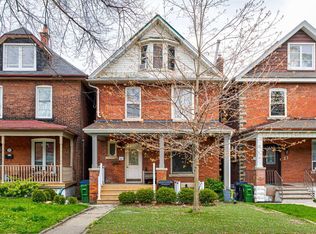 35 Humberside Ave, Toronto, ON M6P1J6