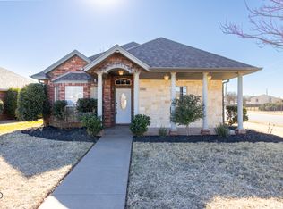 5400 Flo Dr, Wichita Falls, TX 76302