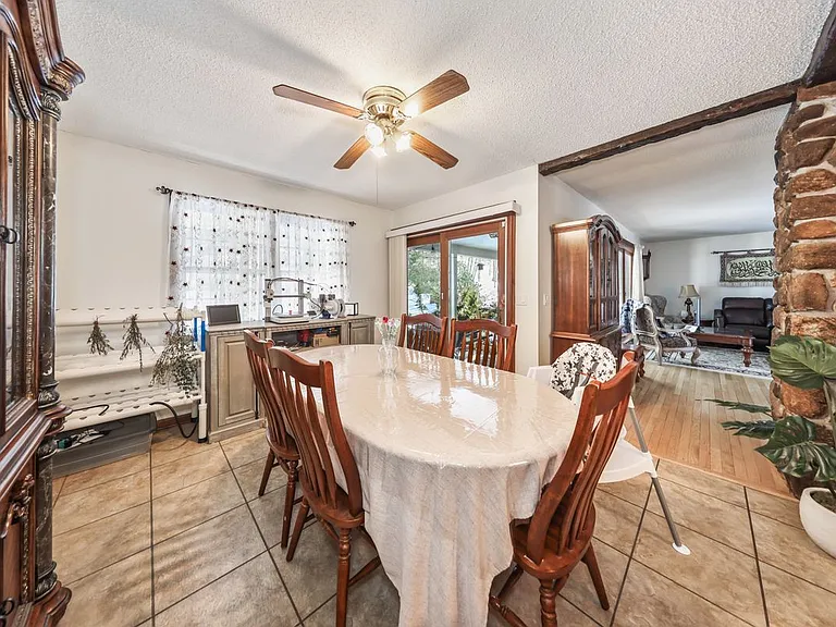 41 Trout Brook Dr — Photo 30