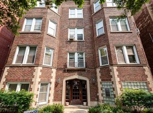 7360 Lake St APT 1E, River Forest, IL
