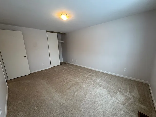 536 Thorndale Dr — Photo 27