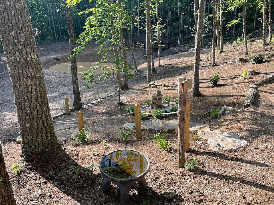 2nd image of Bee Town Rd