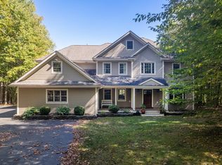 301 Wynnridge Drive, Rutland Town, VT 05701
