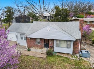 44 Arrowhead Beach Rd, Lake Ozark, MO 65049